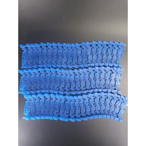 Magic Tracks Lot of R/C Car and Approx 15' of Assorted Tracks - Picture 7 of 10